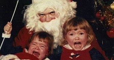 بالصور.. رعب وفزع الأطفال لرؤيتهم "بابا نويل" للمرة الأولى