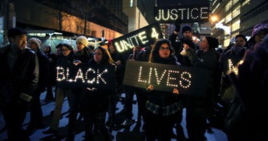 تظاهرة جديدة ببالتيمور الأميركية احتجاجا على وفاة شاب أسود أثناء توقيفه
