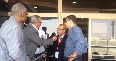 رئيس الأهلى يصل استاد القاهرة لمتابعة أزمة اقتحام الألتراس