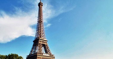 باريس تسن خططا جديدة لإنعاش قطاع السياحة بنسبة