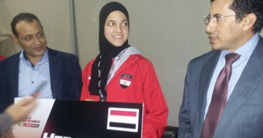 بالصور..هداية ملاك تصل القاهرة بعد فوزها بذهبية الجائزة الكبرى للتايكوندو
