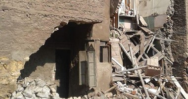 انهيار أجزاء من عقار خالٍ من السكان بمنطقة مينا البصل فى الإسكندرية