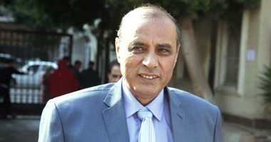 نائب عن حزب الوفد يطالب بإسقاط العضوية عن توفيق عكاشة