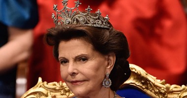 بالصور..فساتين العائلة المالكة السويدية تُزين احتفالية نوبل