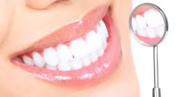 قوية وعلاجية وتجميلية.. الحشوات البيضاء الخيار الأمثل لمرضى الأسنان