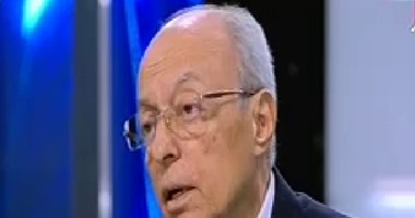 سامح سيف اليزل: "دعم الدولة المصرية" لن يصفق للحكومة تحت القبة