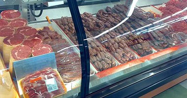 أسعار اللحوم المصنعة فى المجمعات الاستهلاكية.. التفاصيل