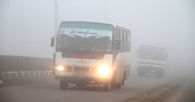 تفويج السيارات بمحور 26 يوليو منعا لحوادث الطرق بسبب الشبورة 