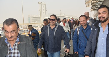 بالصور.. رامى عياش يصل القاهرة للاحتفال بالعرض الخاص لـ"للحب حكاية"