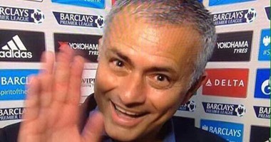 السخرية من مورينيو تغرق وسائل الإعلام الإنجليزى بعد رحيله عن تشيلسى.. "سبيشيال وان" يودع الجماهير.. المدرب البرتغالى يصر على أنه رقم (1).. فينجر يطالبه بالسكوت.. وعائلة كارنيرو فى قمة السعادة 