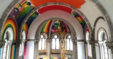 بالصور.. كنيسة تاريخية تتحول إلى معرض لفن الجرافيتى بإسبانيا