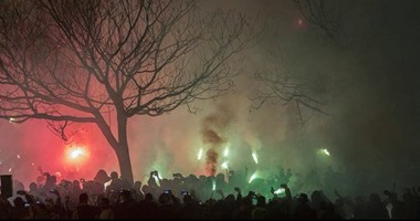 بالصور.. جماهير ريال بيتيس تُشعل أجواء ديربى الأندلس قبل مواجهة إشبيلية