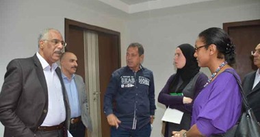 بالصور.. مدير التطوير بالفيفا يزور اتحاد الكرة