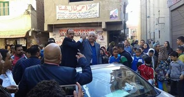 بالصور.. مرشحان يخترقان الصمت الانتخابى بمسيرة تطوف 5 قرى فى الغربية