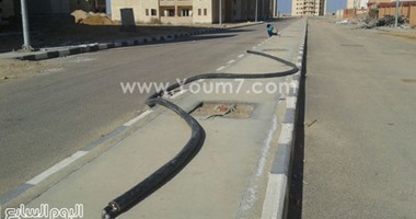 صحافة المواطن: بالصور.. أسلاك كهرباء مكشوفة فى مدينة السادات بالمنوفية