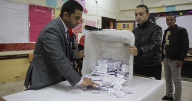 محمد حمودة يتفوق على مرشح "المصريين الأحرار" بعد فرز لجنة 65 بقصر النيل