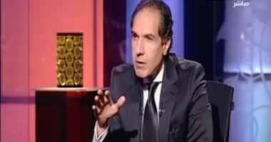بالفيديو.. مصطفى حجازى: "هتلر كان يرى فى نفسه الموحى إليه من السماء"