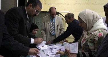 كبير صيادى عزبة البرج يطالب السيسى بعودة البطاقة الانتخابية لالزام الشباب بالمشاركة فى التصويت
