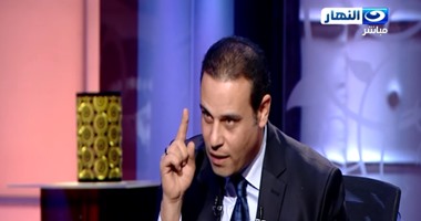 بالفيديو..محامى خالد يوسف: التحقيقات أثبتت إرسال زوجة عميد آداب صورا خارجة لموكلى