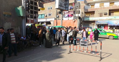 اجتماع مغلق لمحافظ المنوفية ومدير الأمن مع مسئولى وعمال "غزل شبين الكوم"
