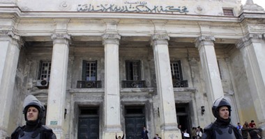محكمة الإسكندرية الابتدائية تجدد حبس 3 بتهمة "الانضمام لجماعة إرهابية"