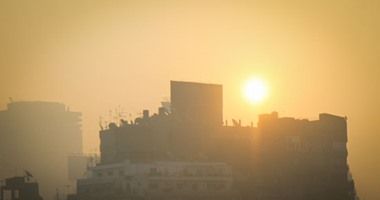 شبورة مائية كثيفة تغطى سماء القاهرة والجيزة