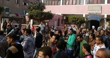 عمال غزل شبين الكوم يجددون إضرابهم لتجاهل مسئولى الشركة القابضة مطالبهم