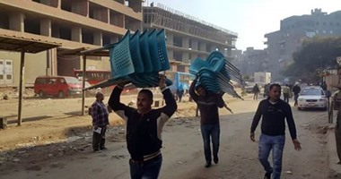 بالصور.. أمن القليوبية يشن حملة إزالة للأكشاك وإشغالات الطرق فى شبرا الخيمة