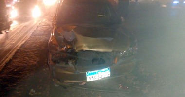 مصرع ضابط وإصابة 5 أشخاص فى حادث تصادم سيارتين على طريق الإسماعيلية / القاهرة