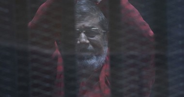 تأجيل محاكمة مرسى و10 آخرين بقضية التخابر مع قطر لجلسة 2 يناير