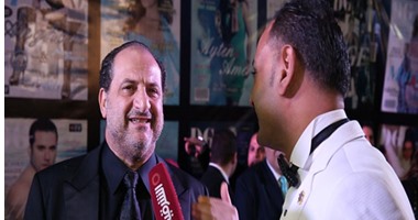 خالد الصاوى يطمئن جمهوره ببرنامج "هوليود الشرق": "صحتى زى البمب"