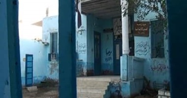 صحافة المواطن..مدرسة "العجرة" ببنى سويف مهددة بالسقوط على رؤوس التلاميذ