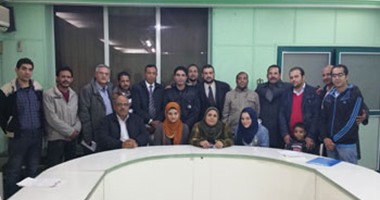 بالصور..أمين حزب الحرية بشبرا الخيمة يجتمع بالأعضاء لمناقشة الخطة المستقبلية