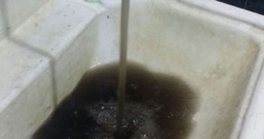 صحافة المواطن: قارئ يشارك بصورة لتغير لون مياه الشرب بدير مواس فى المنيا