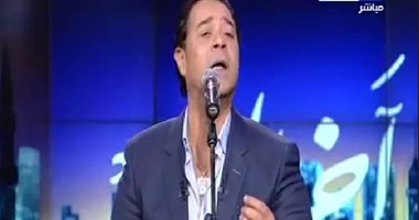 بالفيديو.. مدحت صالح يشعل استوديو "آخر النهار" بأغنية "بحلم على قدى"