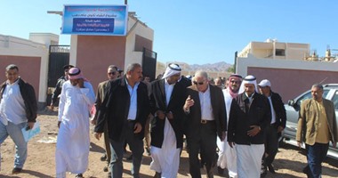 محافظ جنوب سيناء يتابع مشروعات التنمية بمدينة دهب