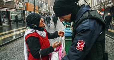 بالصور..هدوء حذر فى ديار بكر بتركيا بعد رفع حظر التجوال