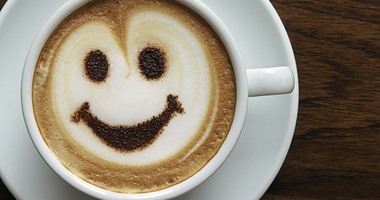 دراسة: تناول القهوة بانتظام يقلل فرص الإصابة بالسرطان والسكر والموت المبكر