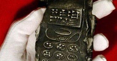 بالفيديو.. اكتشاف هاتف عمره 800 عام فى النمسا يرجح نسبته لكائنات فضائية