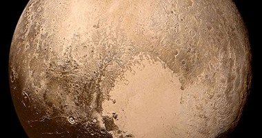 2015 عام الإنجازات الفضائية.. مياه المريخ وقلب بلوتو ومهمة عام فى الفضاء