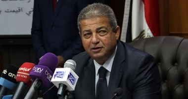 وزير الرياضة يعرض ملف مونديالى الطائرة والسلة على رئاسة الجمهورية