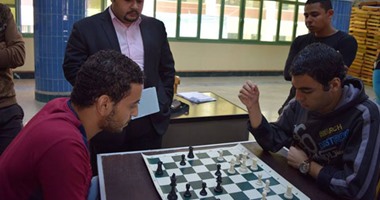 فوز كليتى "التربية" و"الآداب" بالمركز الأول فى بطولة الشطرنج بجامعة سوهاج