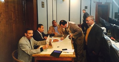 بالصور.. توافد القضاة المشرفين على الانتخابات البرلمانية المؤجلة بدمنهور