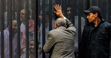 بالصور.. براءة صاحب محل هواتف محمولة بحلوان من تهمة الانضمام لجماعة إرهابية