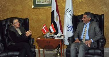 وزير النقل يلتقى سفيرة الدنمارك بالقاهرة لبحث فرص الاستثمار في الموانئ
