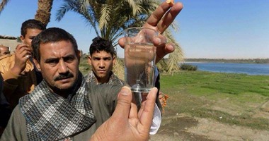 فيديو.. أهالى مدينة بنها: المياه تصيبنا بالفشل الكلوى ونطالب بتطوير محطة التنقية