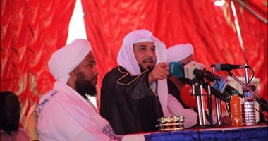 بالصور.. محمد العريفى يزور السودان ويحاضر فى جامعة البحر الأحمر