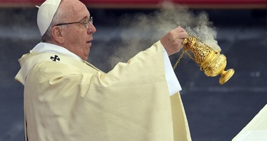 بالصور.. بابا الفاتيكان يفتتح الأحتفال بـ"يوبيل الرحمة " بساحة القديس بطرس