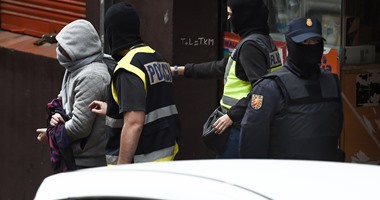 اعتقال اثنين من محركى الدمى فى إسبانيا بتهمة الإشادة بالإرهاب