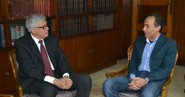رئيس هيئة الكتاب يلتقى سفير"باراجواى" للاتفاق على المشاركة بمعرض القاهرة